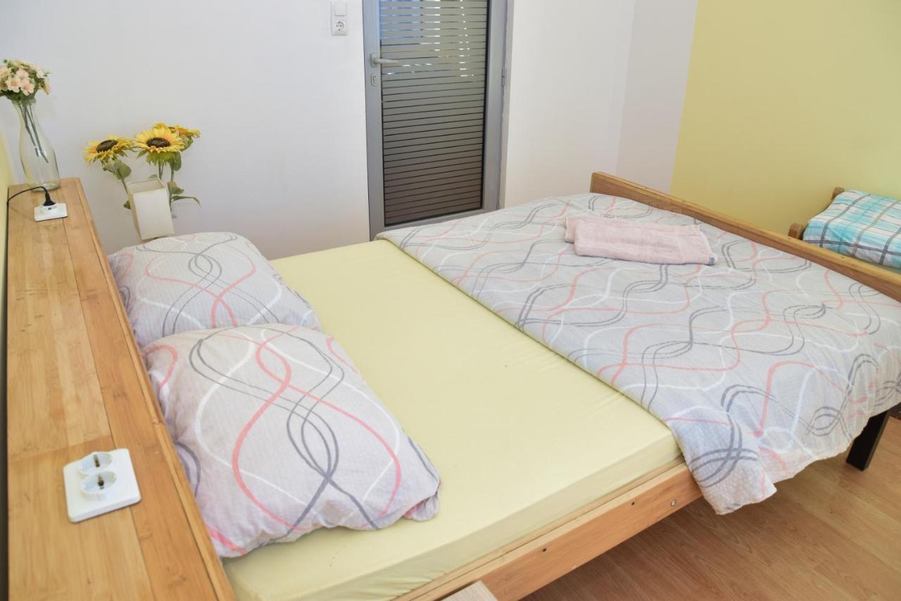 Apartman Vinkov'S Center Яйце Экстерьер фото
